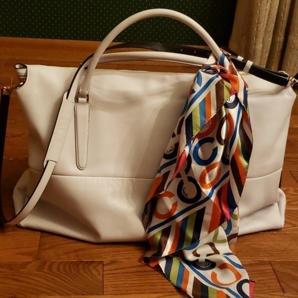 𝅺COACH white leather weekender. NWT - Picture 1 of 12